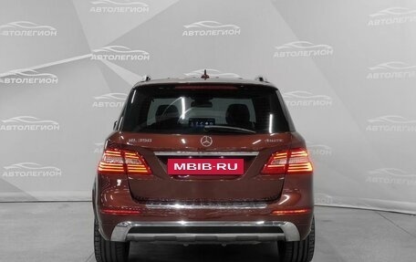 Mercedes-Benz M-Класс, 2012 год, 2 620 000 рублей, 4 фотография