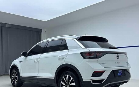 Volkswagen T-Roc I, 2022 год, 1 415 000 рублей, 4 фотография