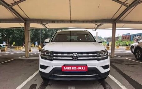 Volkswagen Tharu, 2022 год, 1 760 000 рублей, 2 фотография