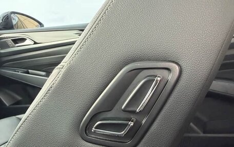 Volkswagen Passat B8 рестайлинг, 2022 год, 1 640 000 рублей, 10 фотография
