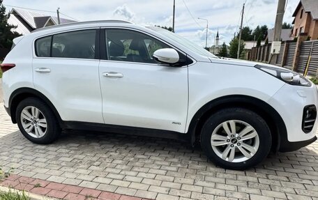 KIA Sportage IV рестайлинг, 2018 год, 2 050 000 рублей, 2 фотография