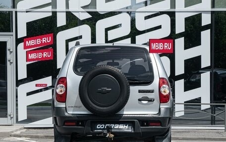 Chevrolet Niva I рестайлинг, 2010 год, 579 000 рублей, 4 фотография