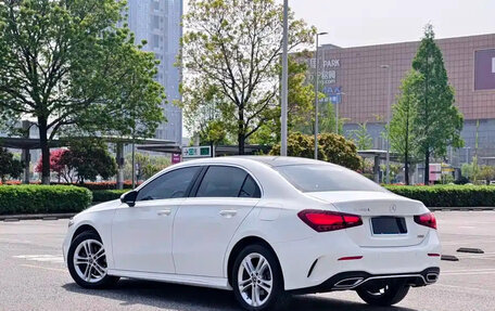 Mercedes-Benz A-Класс, 2023 год, 1 790 006 рублей, 4 фотография