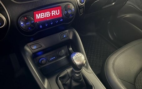 Hyundai ix35 I рестайлинг, 2010 год, 1 050 000 рублей, 18 фотография