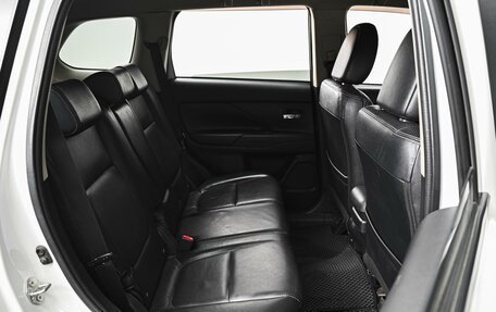 Mitsubishi Outlander III рестайлинг 3, 2012 год, 1 348 568 рублей, 7 фотография