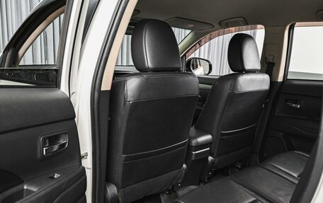 Mitsubishi Outlander III рестайлинг 3, 2012 год, 1 348 568 рублей, 11 фотография
