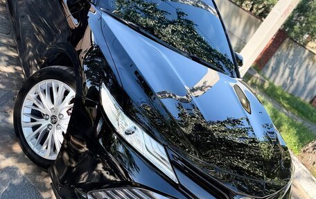 Toyota Camry, 2019 год, 2 990 000 рублей, 1 фотография