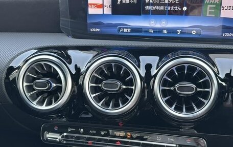 Mercedes-Benz CLA, 2024 год, 3 000 000 рублей, 18 фотография