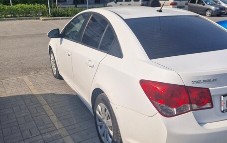 Chevrolet Cruze II, 2014 год, 750 000 рублей, 4 фотография