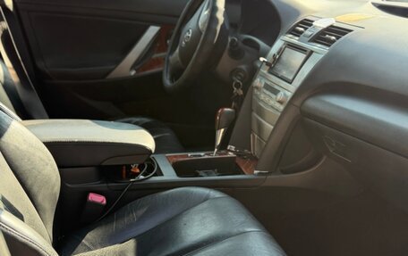 Toyota Camry, 2007 год, 850 000 рублей, 6 фотография
