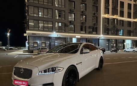 Jaguar XJ IV (X351), 2014 год, 1 890 000 рублей, 2 фотография