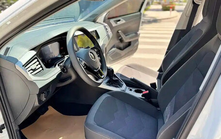 Volkswagen Polo, 2023 год, 1 330 000 рублей, 10 фотография