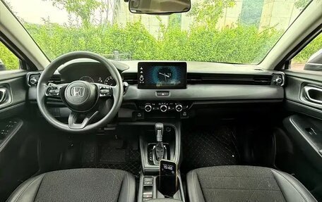 Honda Vezel, 2022 год, 1 390 005 рублей, 8 фотография