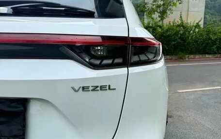 Honda Vezel, 2022 год, 1 390 005 рублей, 15 фотография