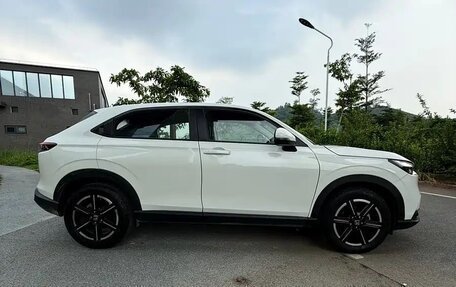 Honda Vezel, 2022 год, 1 390 005 рублей, 5 фотография