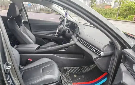 Hyundai Elantra, 2023 год, 1 170 300 рублей, 9 фотография