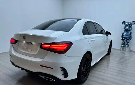 Mercedes-Benz A-Класс, 2023 год, 1 660 009 рублей, 4 фотография