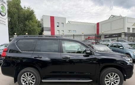 Toyota Land Cruiser Prado 150 рестайлинг 2, 2019 год, 4 750 000 рублей, 4 фотография