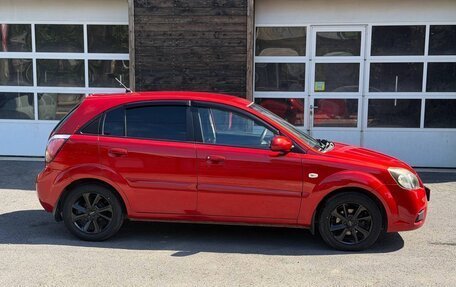 KIA Rio II, 2010 год, 690 000 рублей, 3 фотография