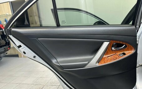 Toyota Camry, 2011 год, 1 050 000 рублей, 28 фотография