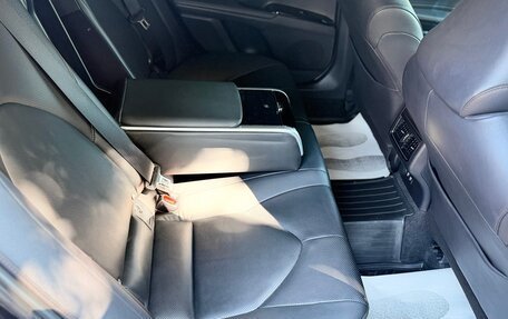 Toyota Camry, 2019 год, 2 990 000 рублей, 4 фотография