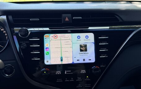 Toyota Camry, 2019 год, 2 990 000 рублей, 10 фотография