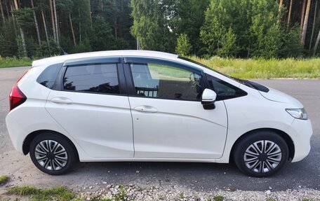 Honda Fit III, 2015 год, 820 000 рублей, 4 фотография