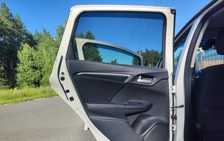 Honda Fit III, 2015 год, 820 000 рублей, 8 фотография