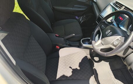 Honda Fit III, 2015 год, 820 000 рублей, 15 фотография