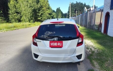 Honda Fit III, 2015 год, 820 000 рублей, 6 фотография