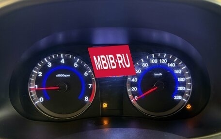 Hyundai Solaris II рестайлинг, 2014 год, 999 000 рублей, 11 фотография