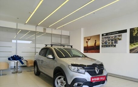 Renault Logan II, 2020 год, 1 090 000 рублей, 3 фотография