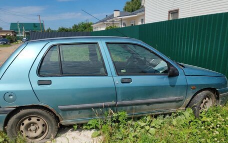 Renault Clio III, 1996 год, 50 000 рублей, 3 фотография