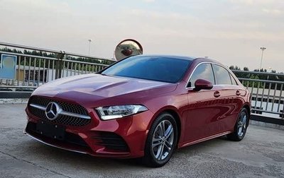 Mercedes-Benz A-Класс, 2023 год, 1 750 000 рублей, 1 фотография