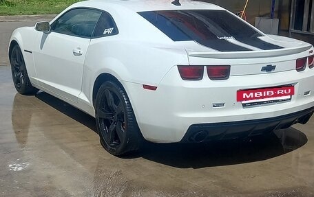 Chevrolet Camaro IV, 2011 год, 1 600 000 рублей, 4 фотография