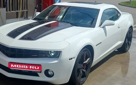 Chevrolet Camaro IV, 2011 год, 1 600 000 рублей, 2 фотография