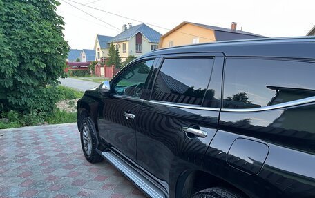 Mitsubishi Pajero Sport III рестайлинг, 2020 год, 3 500 000 рублей, 6 фотография
