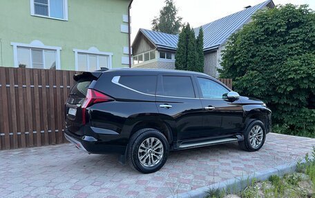 Mitsubishi Pajero Sport III рестайлинг, 2020 год, 3 500 000 рублей, 5 фотография