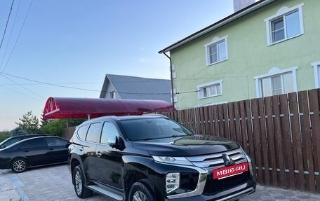 Mitsubishi Pajero Sport III рестайлинг, 2020 год, 3 500 000 рублей, 7 фотография