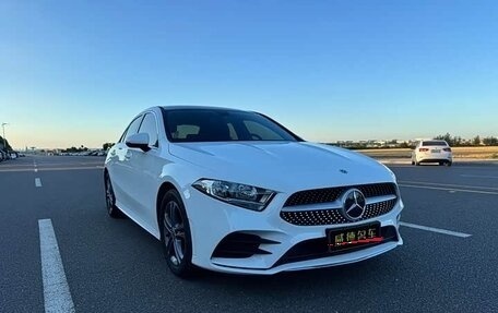 Mercedes-Benz A-Класс, 2022 год, 1 770 000 рублей, 3 фотография