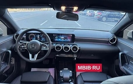 Mercedes-Benz A-Класс, 2022 год, 1 770 000 рублей, 12 фотография