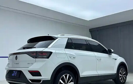 Volkswagen T-Roc I, 2023 год, 1 790 300 рублей, 5 фотография
