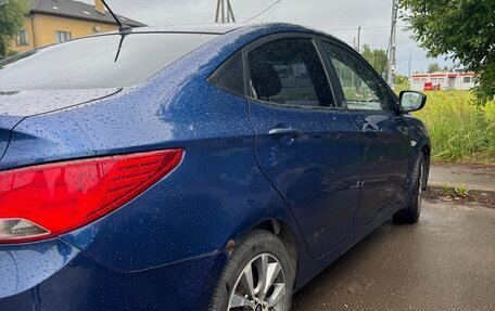 Hyundai Solaris II рестайлинг, 2014 год, 630 000 рублей, 4 фотография