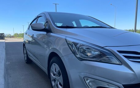 Hyundai Solaris II рестайлинг, 2015 год, 850 000 рублей, 7 фотография