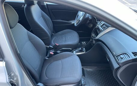 Hyundai Solaris II рестайлинг, 2015 год, 850 000 рублей, 11 фотография