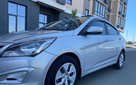 Hyundai Solaris II рестайлинг, 2015 год, 850 000 рублей, 6 фотография