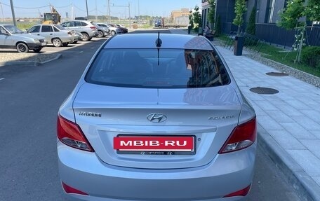 Hyundai Solaris II рестайлинг, 2015 год, 850 000 рублей, 33 фотография
