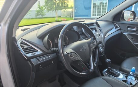 Hyundai Santa Fe III рестайлинг, 2018 год, 2 450 000 рублей, 11 фотография