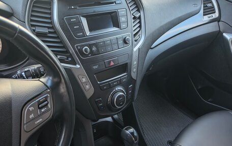 Hyundai Santa Fe III рестайлинг, 2018 год, 2 450 000 рублей, 19 фотография