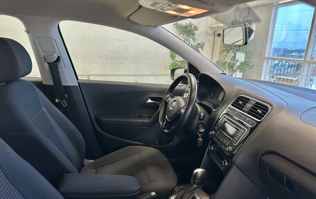 Volkswagen Polo VI (EU Market), 2017 год, 1 299 000 рублей, 9 фотография